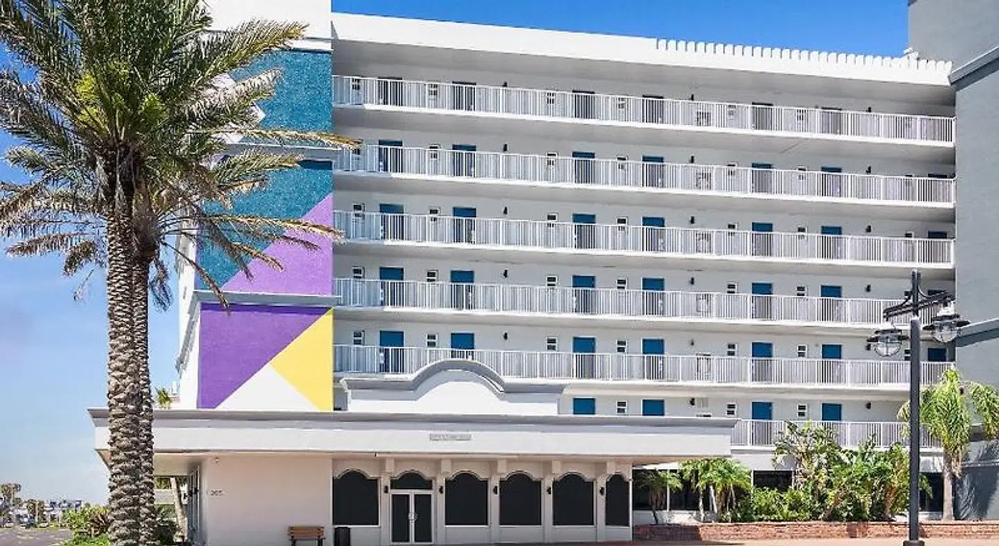 Spark by Hilton Ormond Beach Oceanfront EXTERIOR