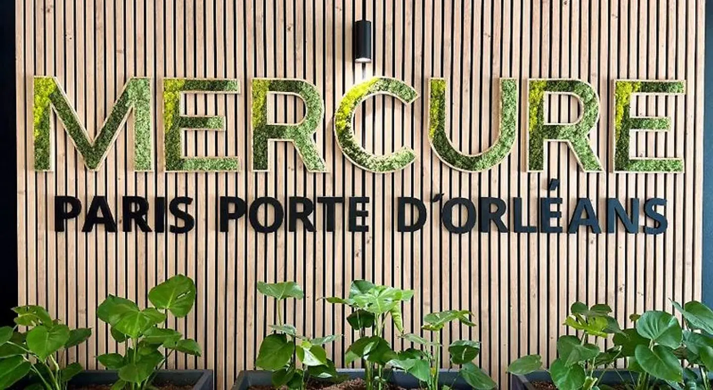 Mercure Paris Porte d'Orleans Tiere