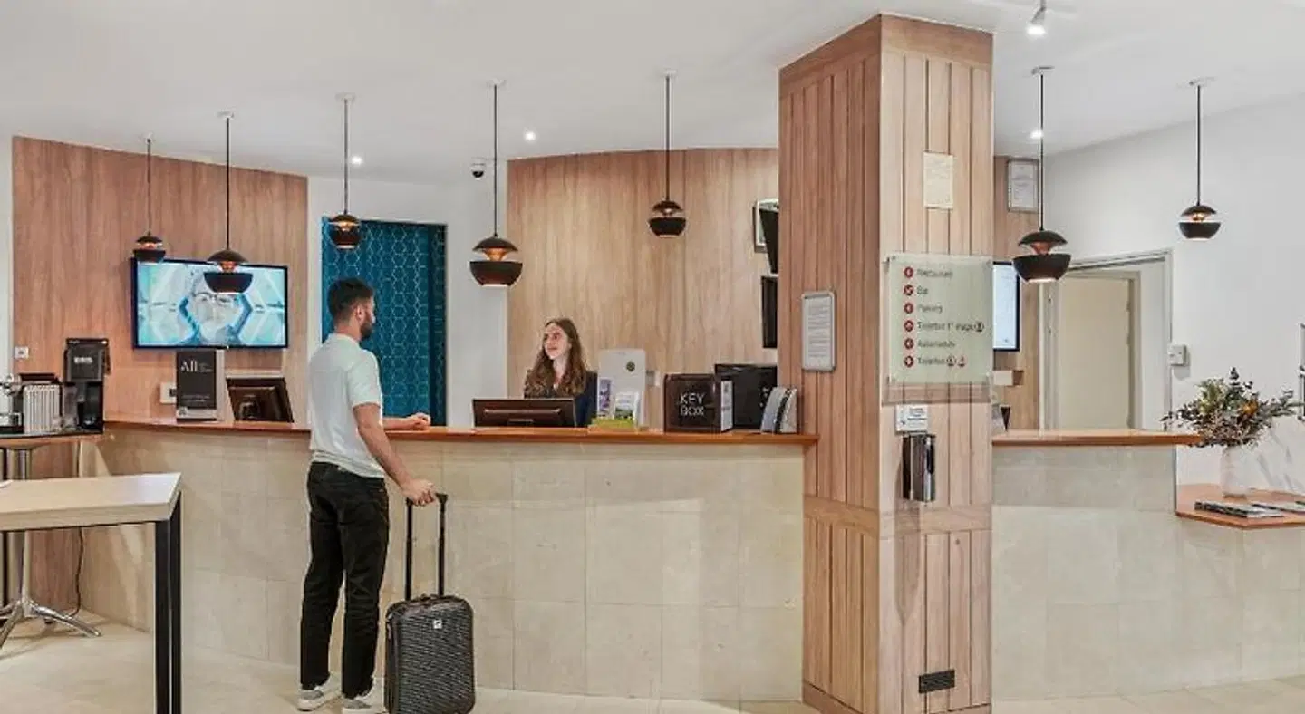 Mercure Paris Porte d'Orleans LOUNGE_LOBBY