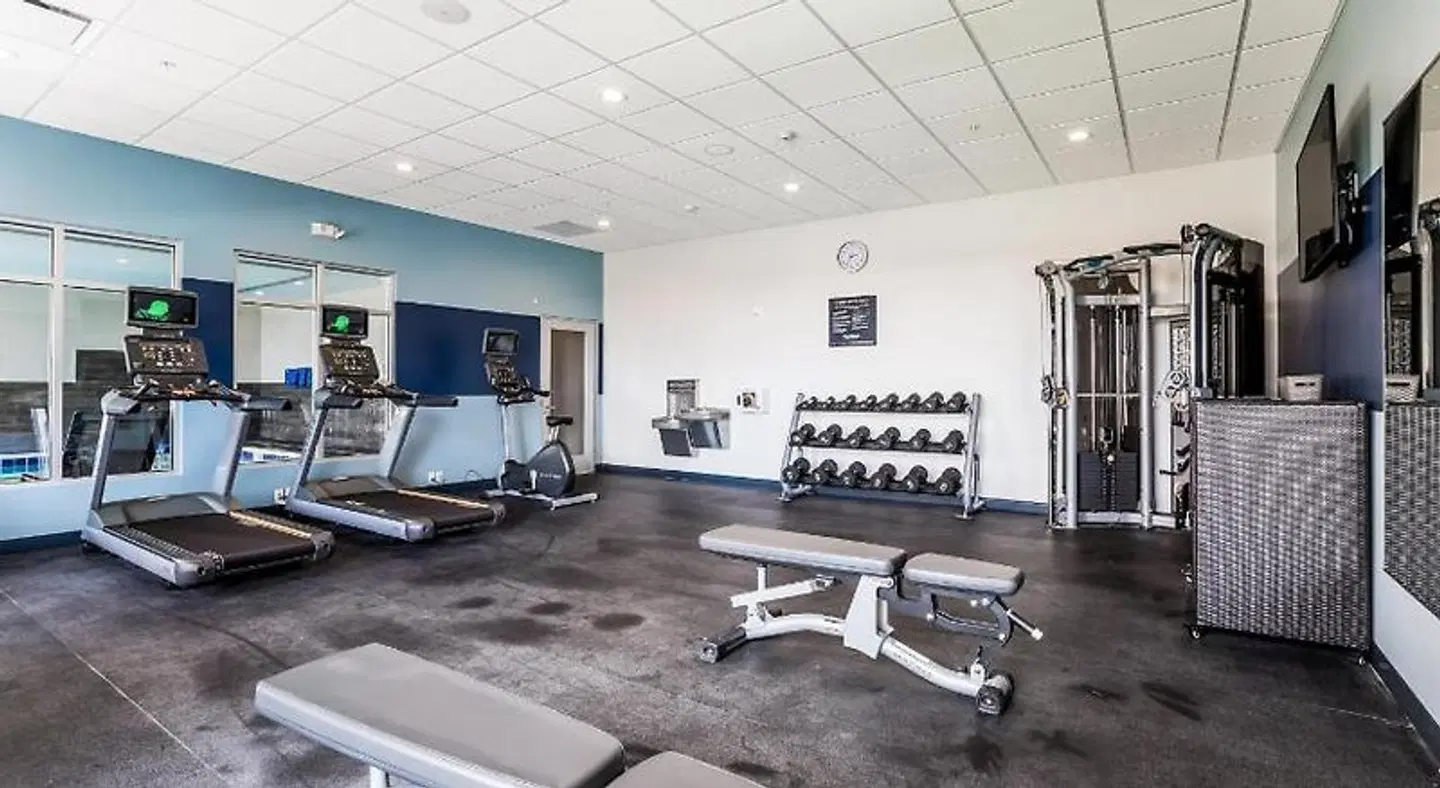 Four Points by Sheraton Elkhart SPORTS_AND_LEISURE