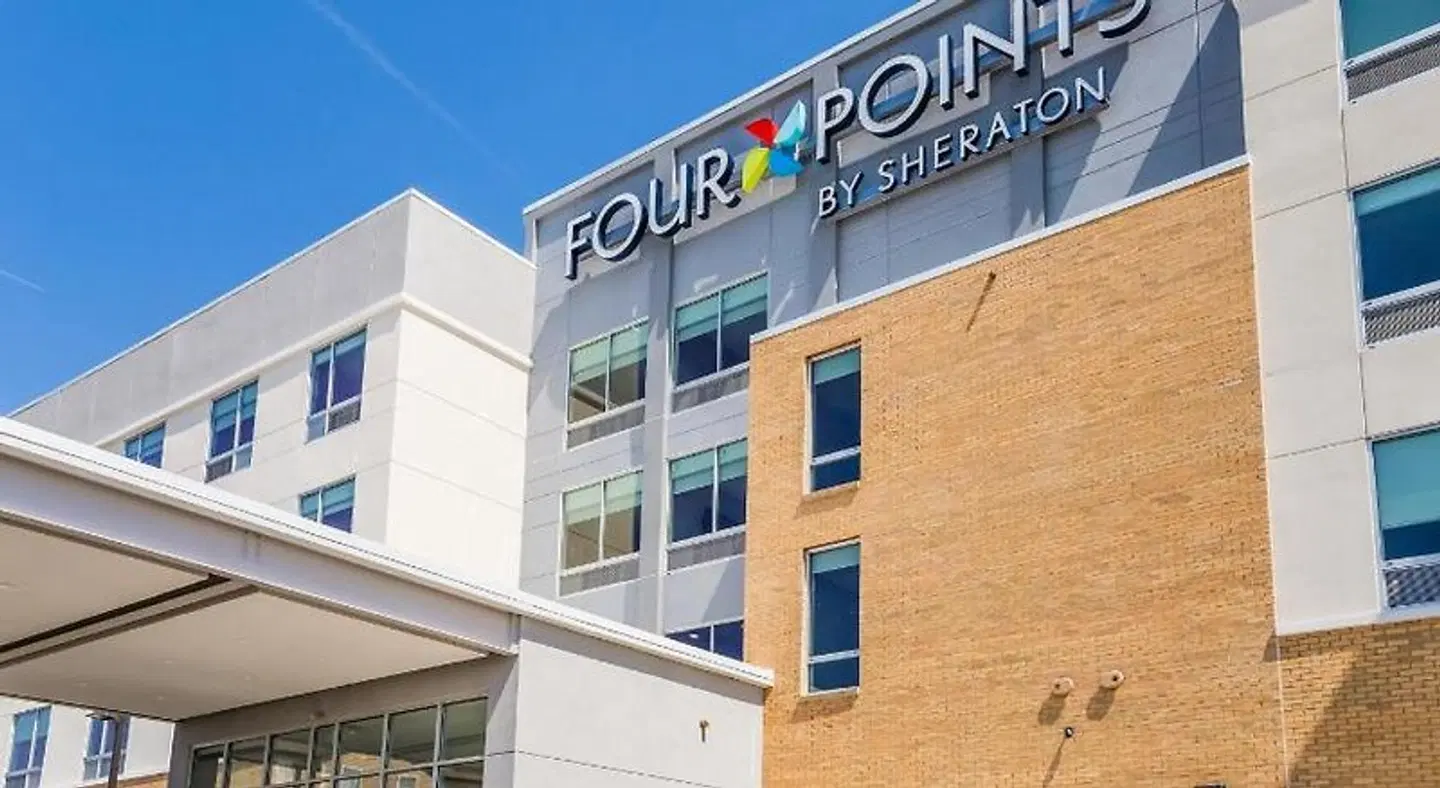 Four Points by Sheraton Elkhart EXTERIOR