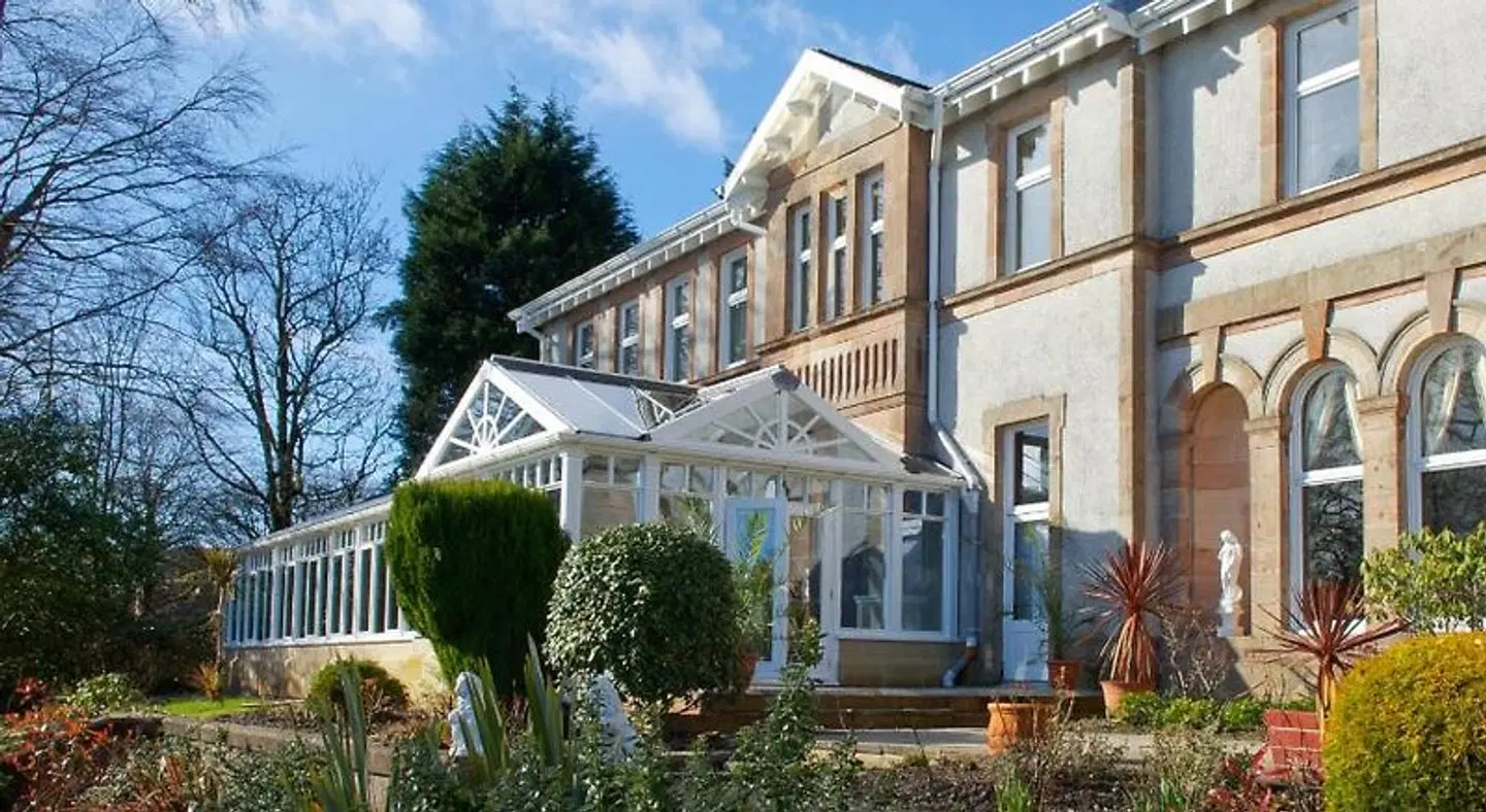 Rosslea Hall EXTERIOR