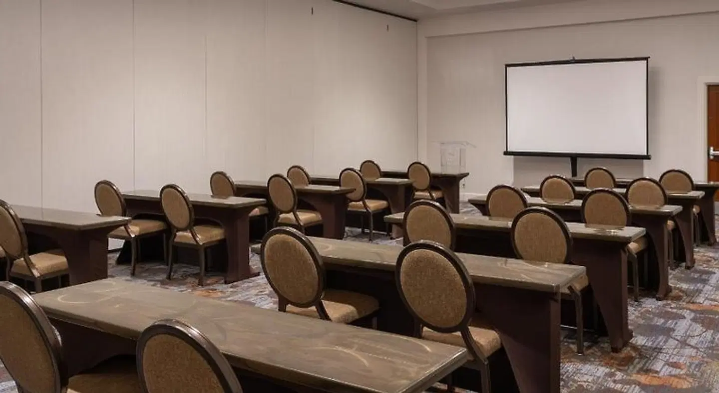 Sheraton Dallas Hotel by the Galleria Konferenz