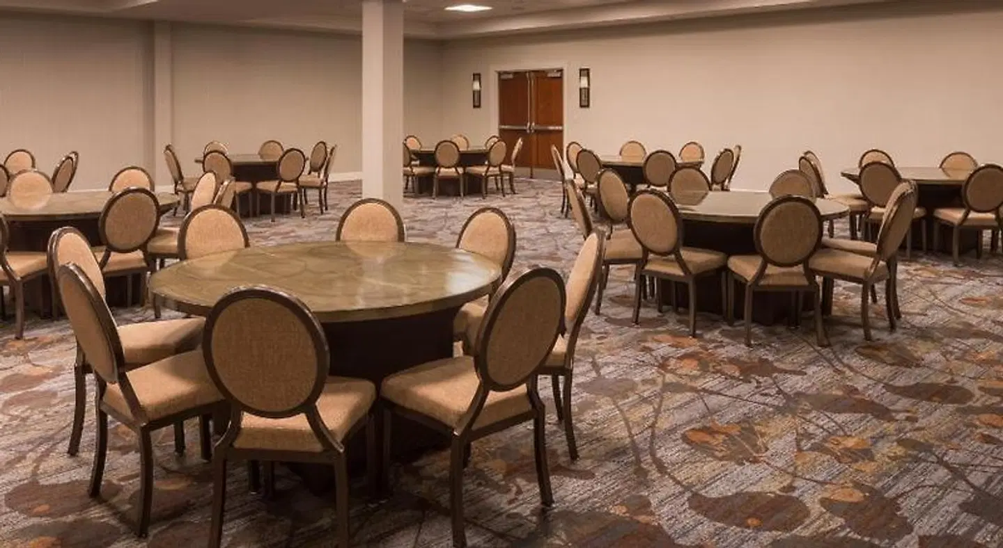 Sheraton Dallas Hotel by the Galleria Konferenz