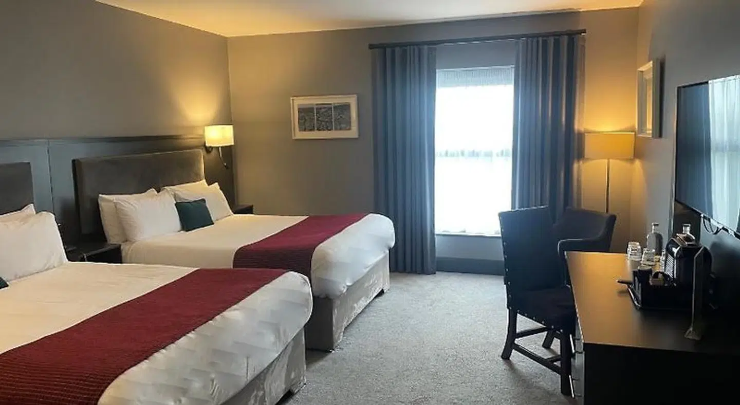 Cliffs of Moher Hotel ROOM_EXAMPLE