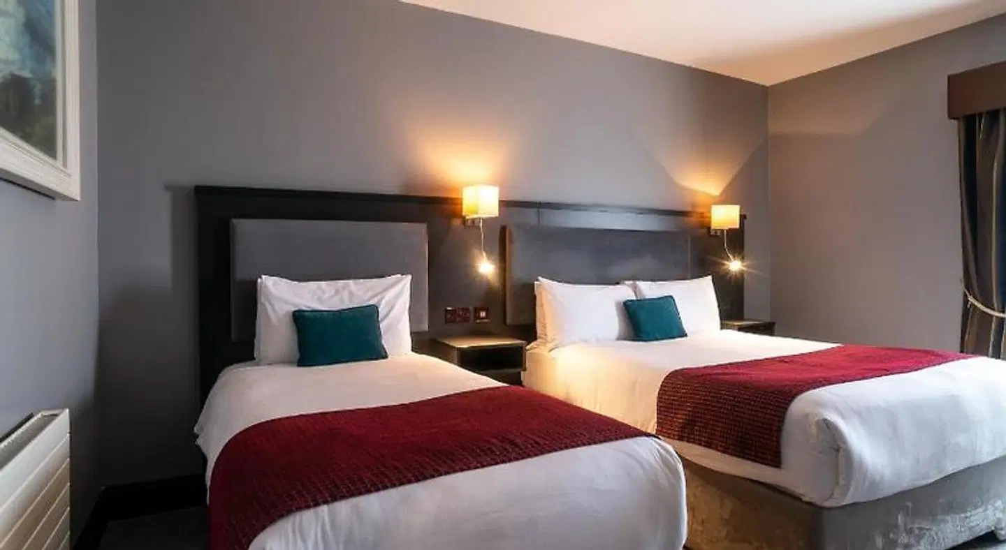 Cliffs of Moher Hotel ROOM_EXAMPLE