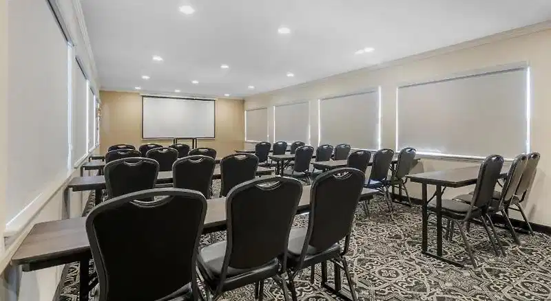 Best Western PLUS Inn of Hayward – Hotelfoto