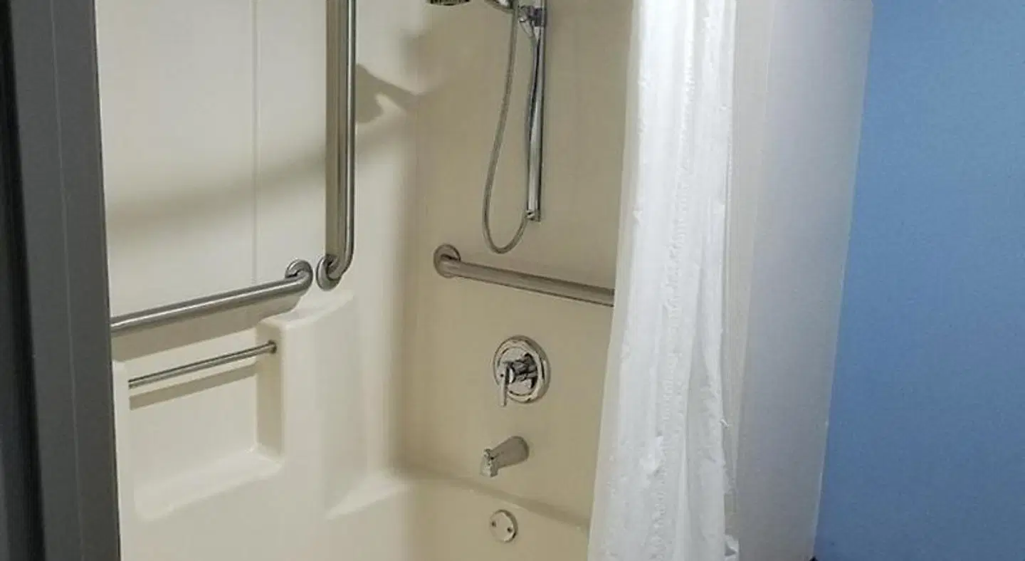 Best Western Ocala Park Centre Badezimmer