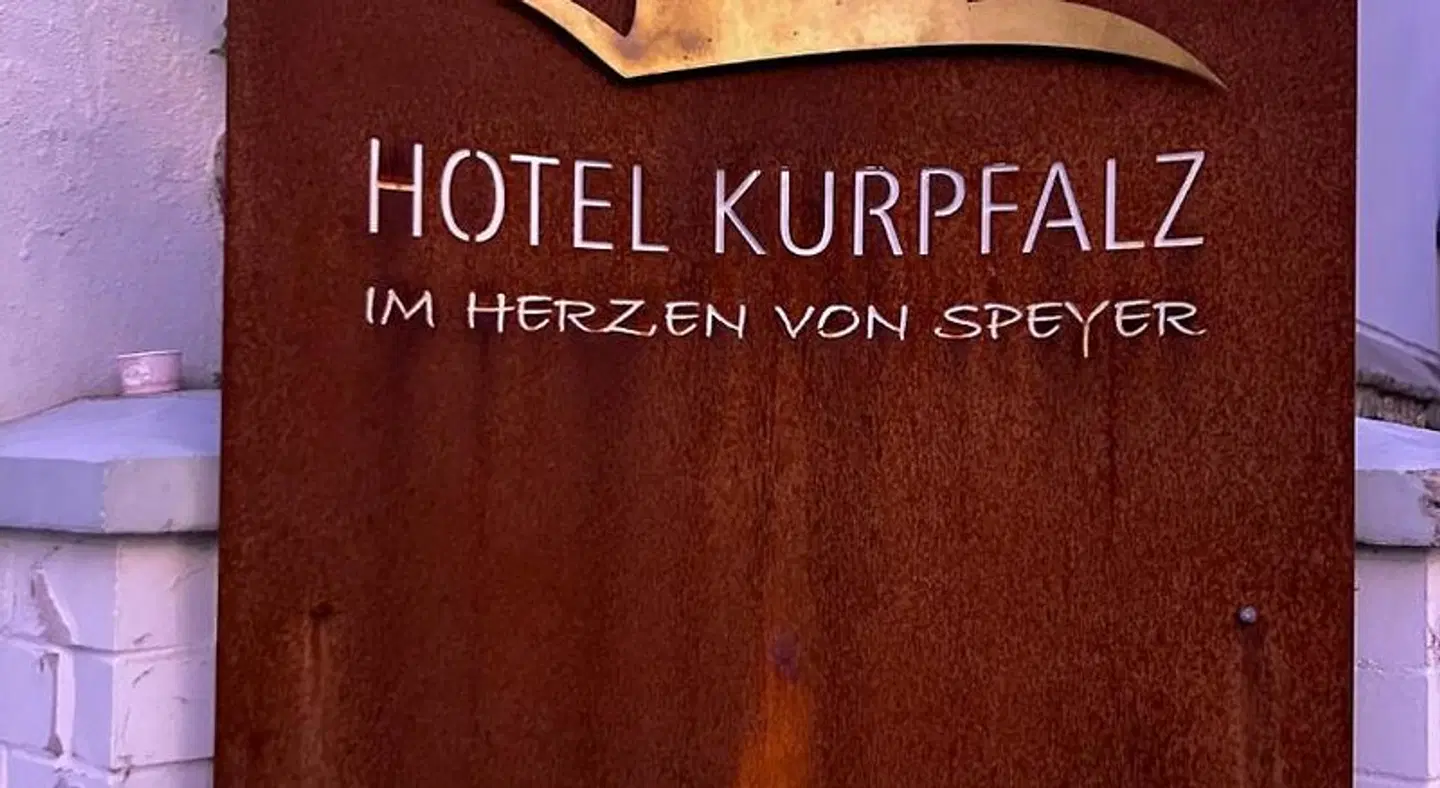 Kurpfalz EXTERIOR
