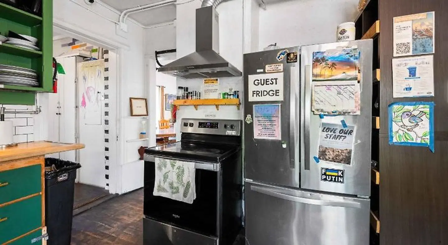 Bunk & Brew Historic Lucas House ROOM_EXAMPLE