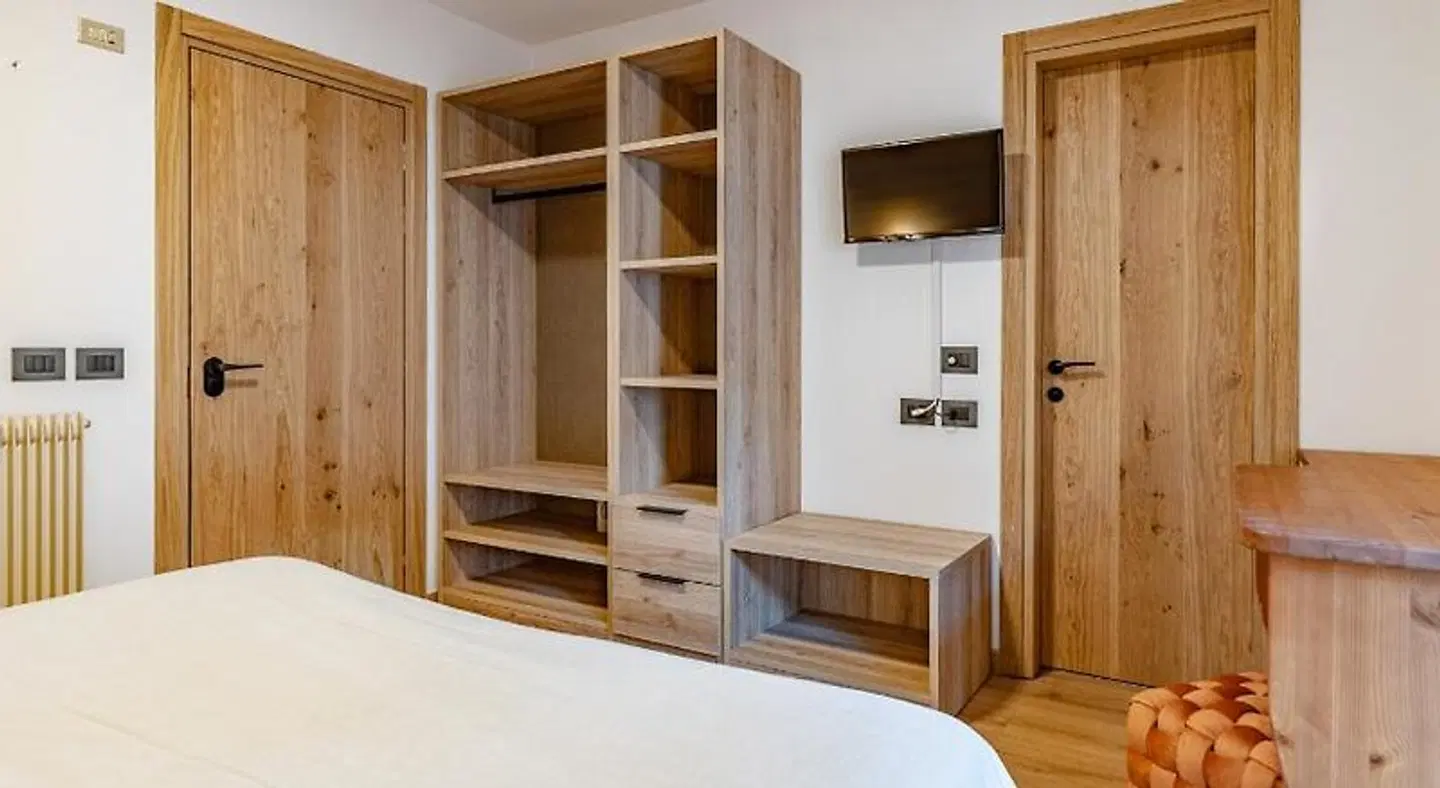 Italo ROOM_EXAMPLE