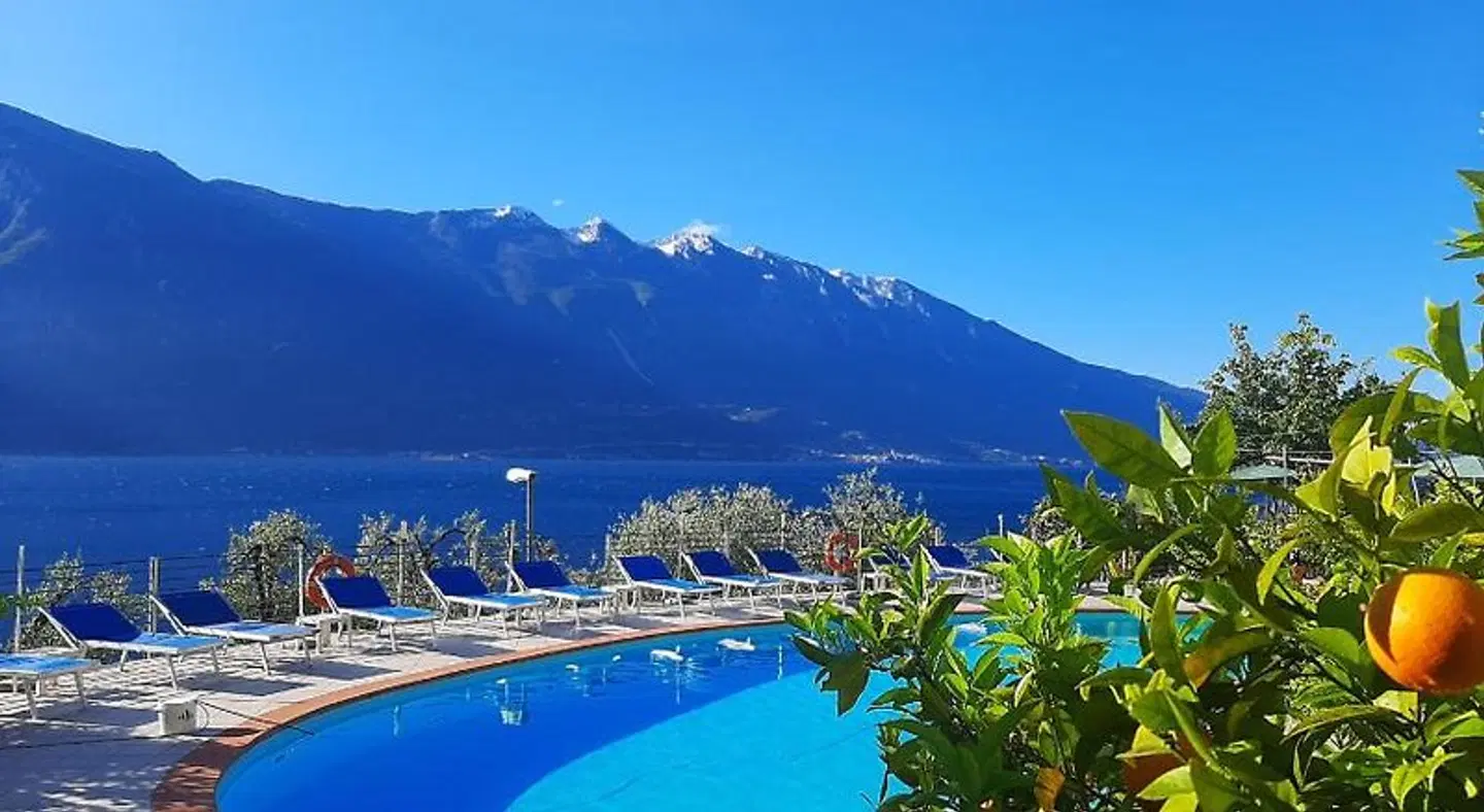 Hotel Augusta Garni OUTDOOR_POOL