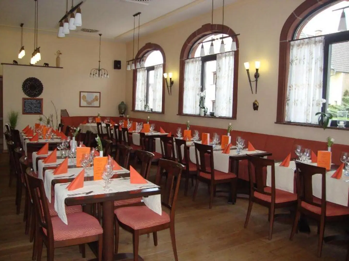 Thai Tawan Restaurant
