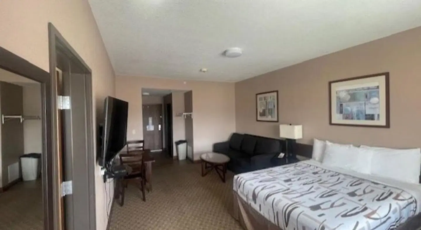 Bell's Extended Stay and Suites ROOM_EXAMPLE