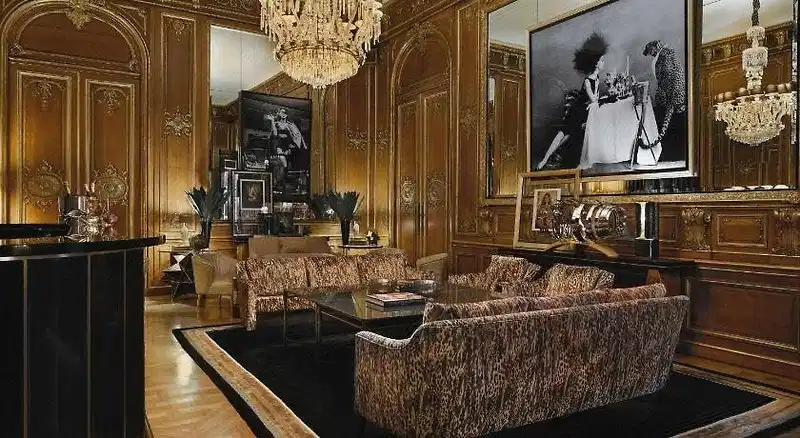 Schlosshotel Berlin by Patrick Hellmann – Hotelfoto