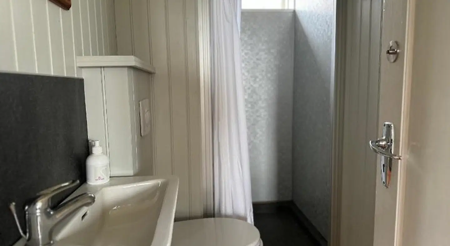 Berunes Hostel Badezimmer