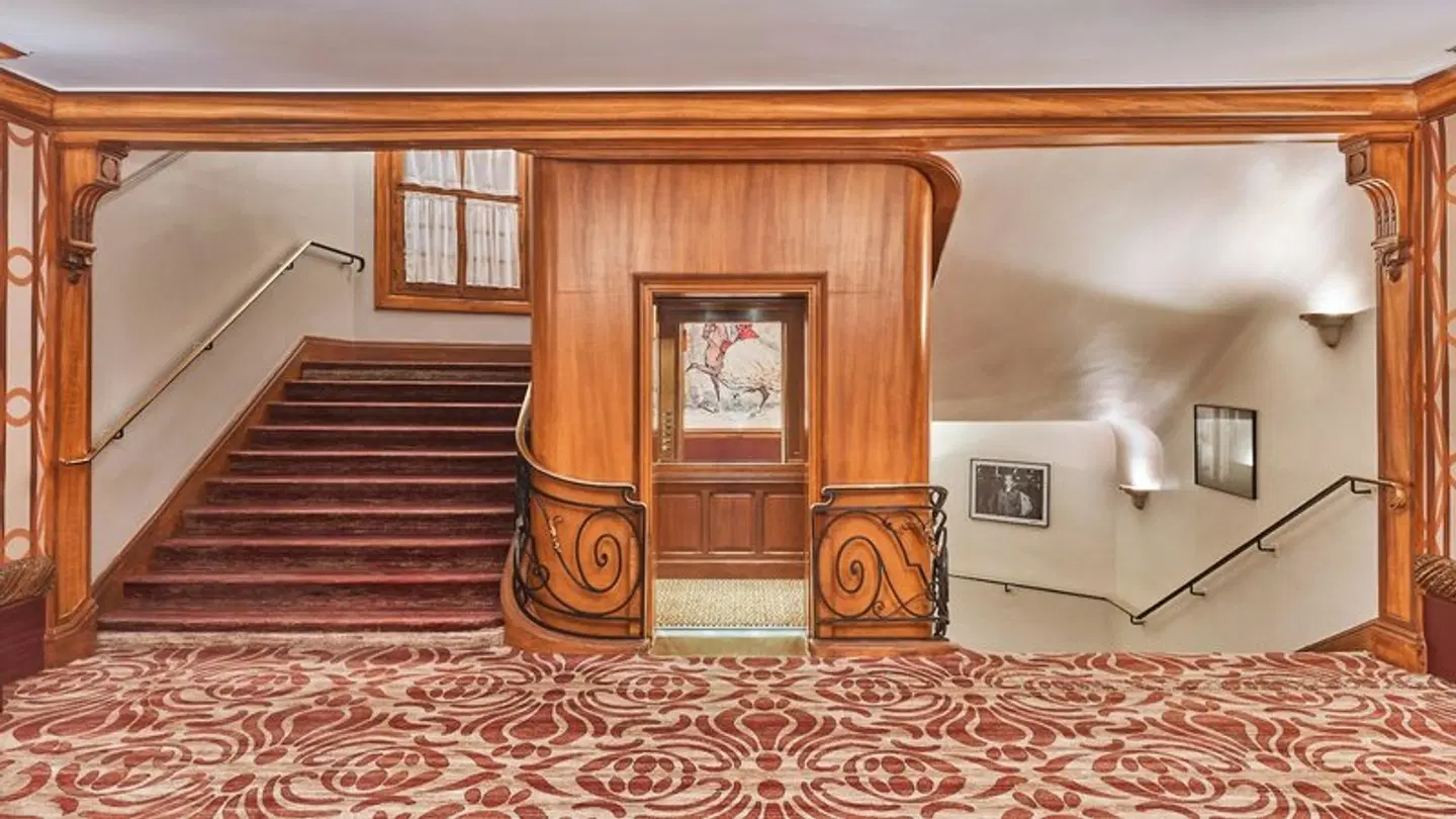 Normandy Barriere ROOM_EXAMPLE