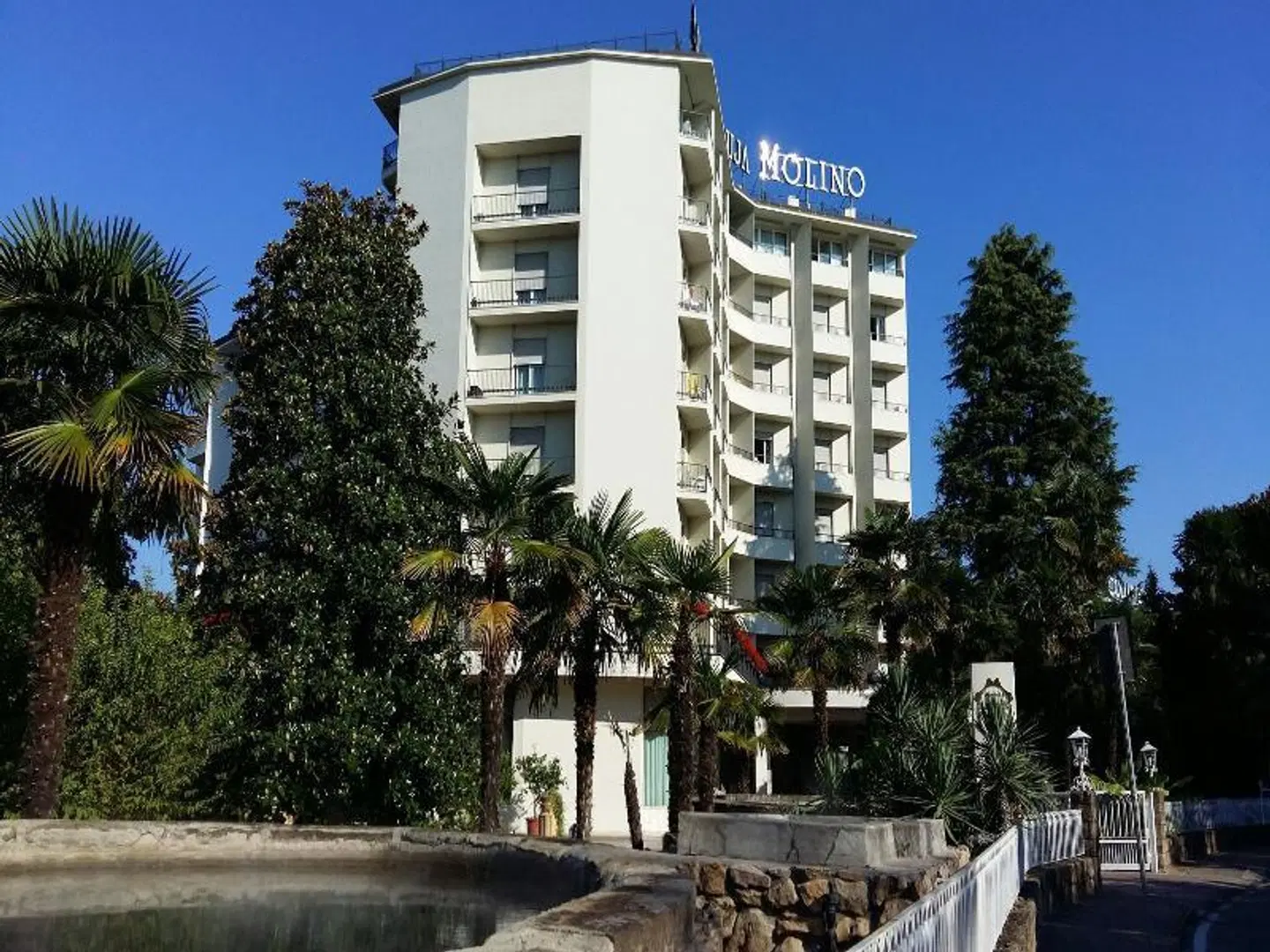 Ariston Molino Terme EXTERIOR