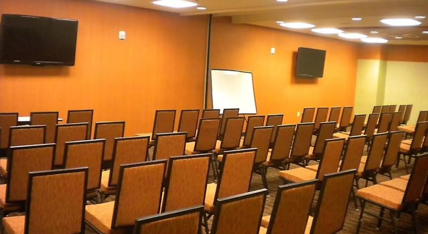 Hampton Inn & Suites Cincinnati/Uptown-University Area Konferenz