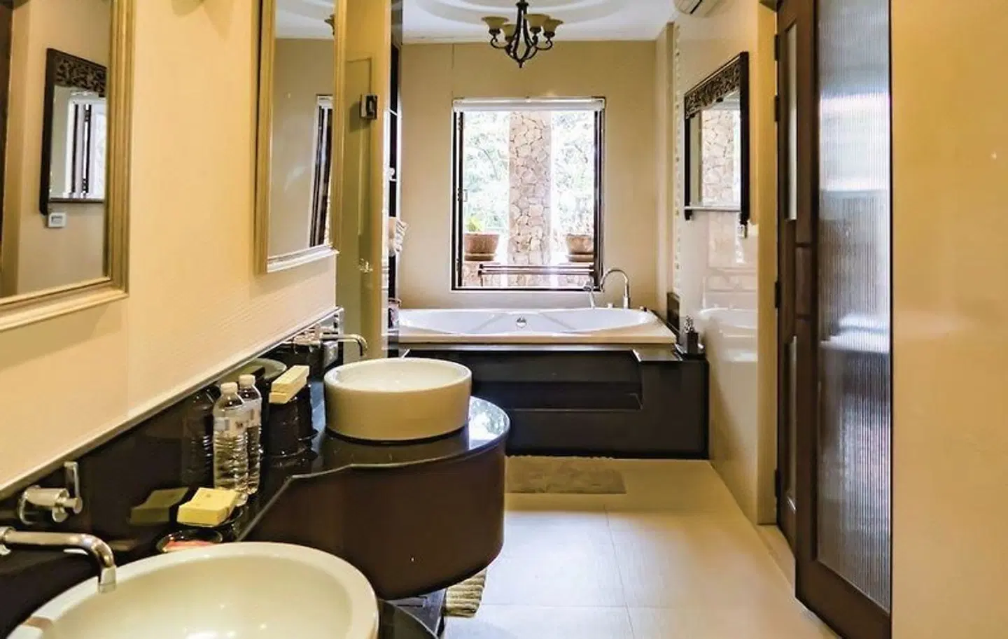 Pawanthorn Luxury Pool Villa Samui Badezimmer