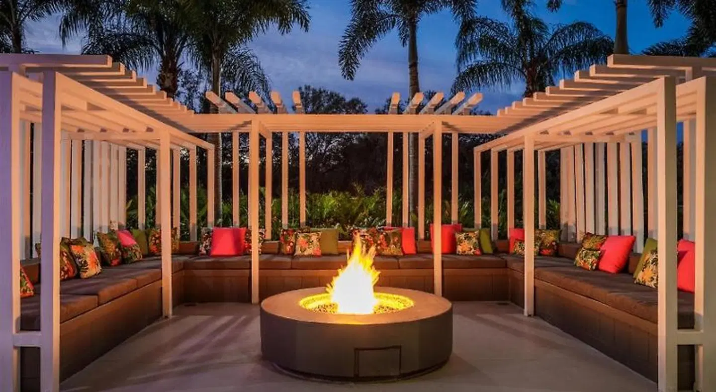 Holiday Inn Sarasota-Airport by IHG Terrasse