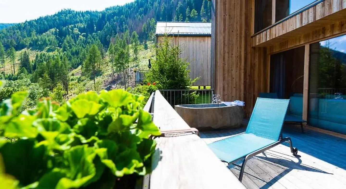 HOCHoben OUTDOOR_POOL