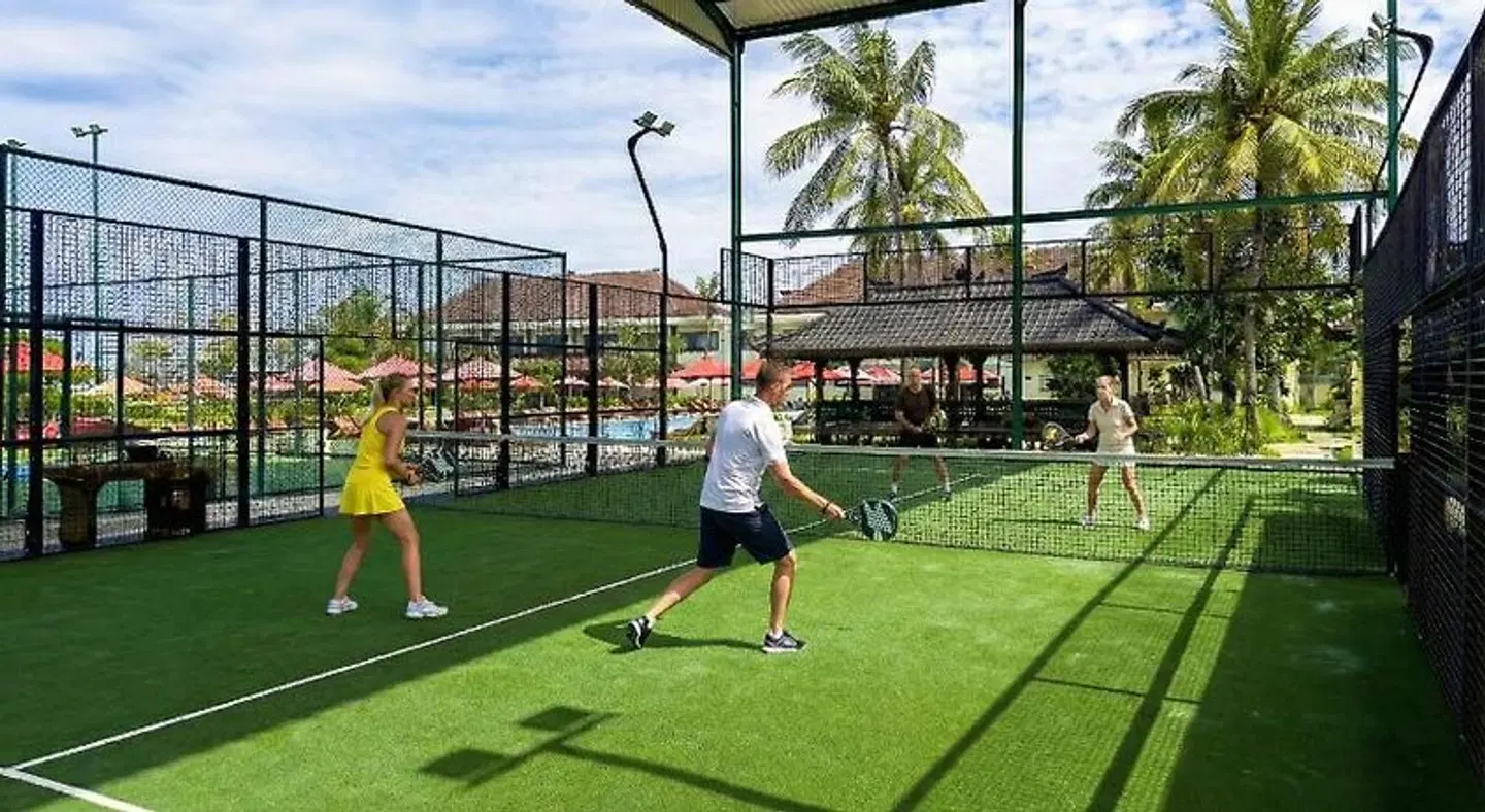 Ombak Sunset SPORTS_AND_LEISURE