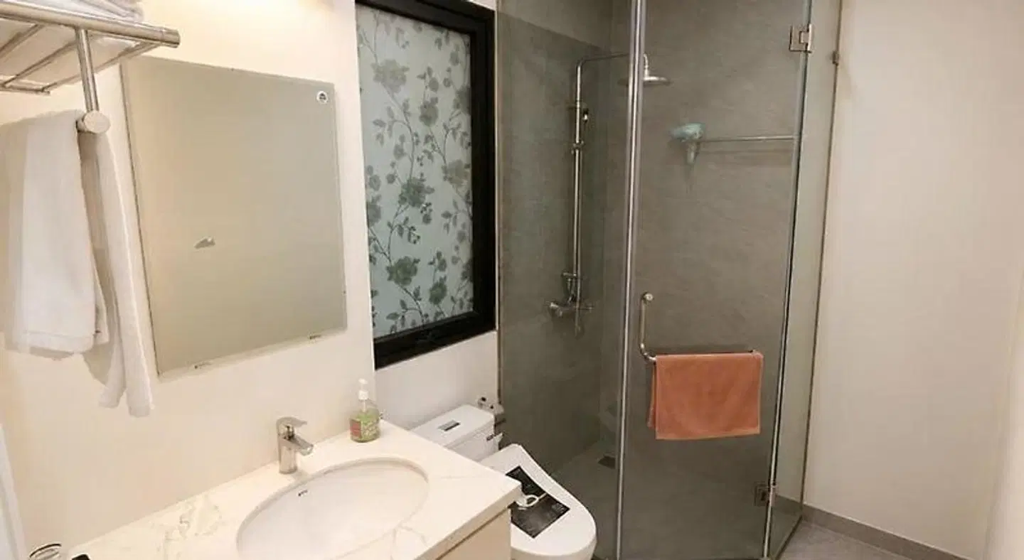 HNC Premier Hotel & Residences Badezimmer
