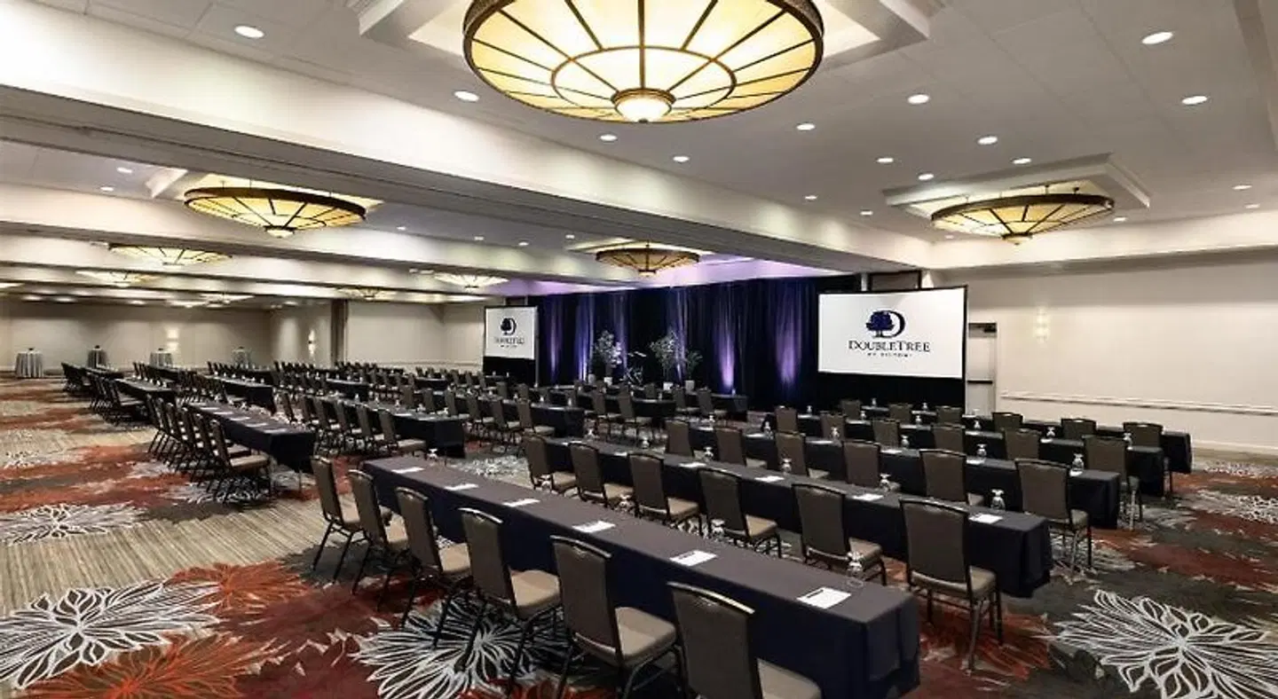 DoubleTree by Hilton Pittsburgh-Green Tree Konferenz
