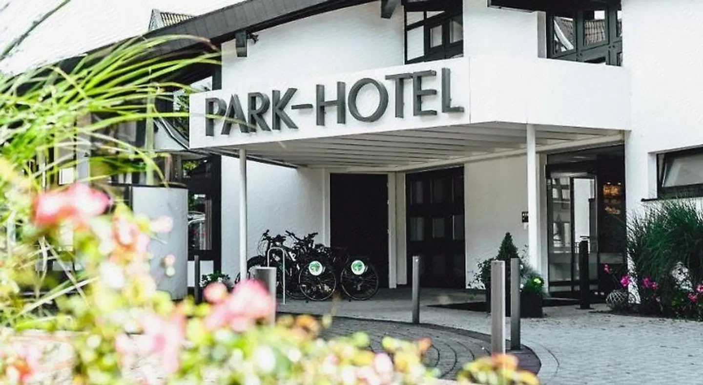 Park-Hotel Nümbrecht EXTERIOR