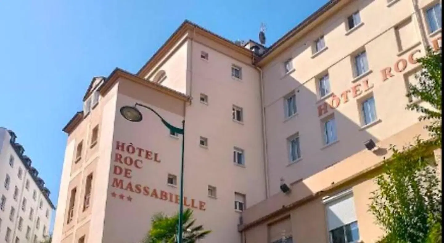 Roc de Massabielle EXTERIOR