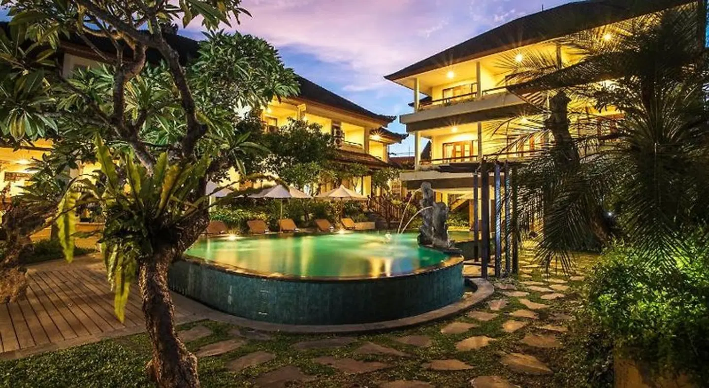 Sri Phala Resort & Villa OUTDOOR_POOL