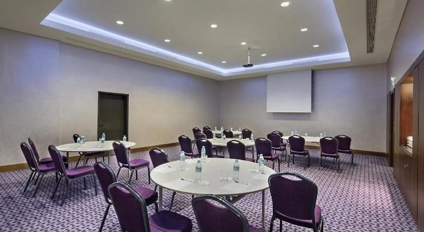 Hampton by Hilton Istanbul Kayasehir Konferenz