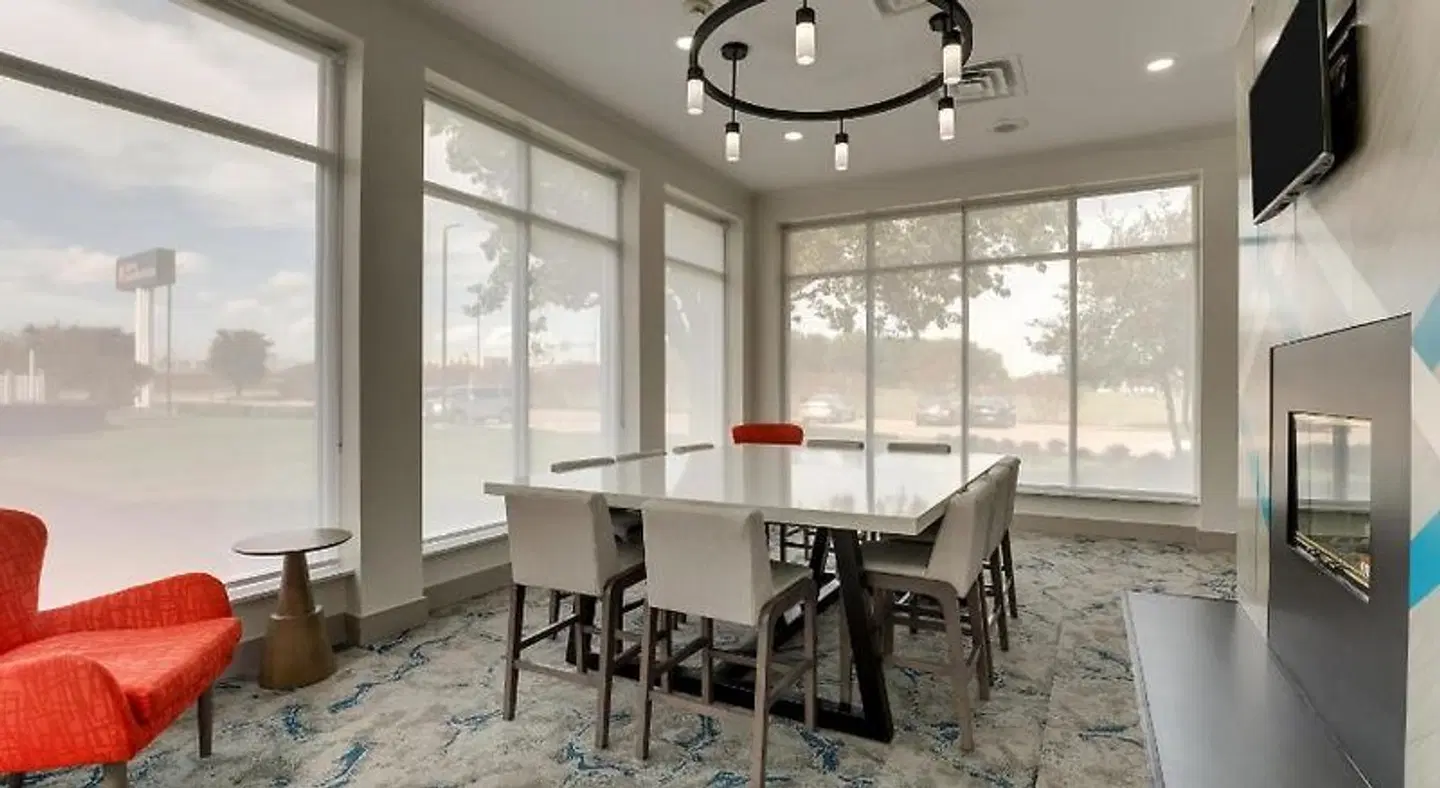 Hilton Garden Inn Fort Worth/Fossil Creek Restaurant