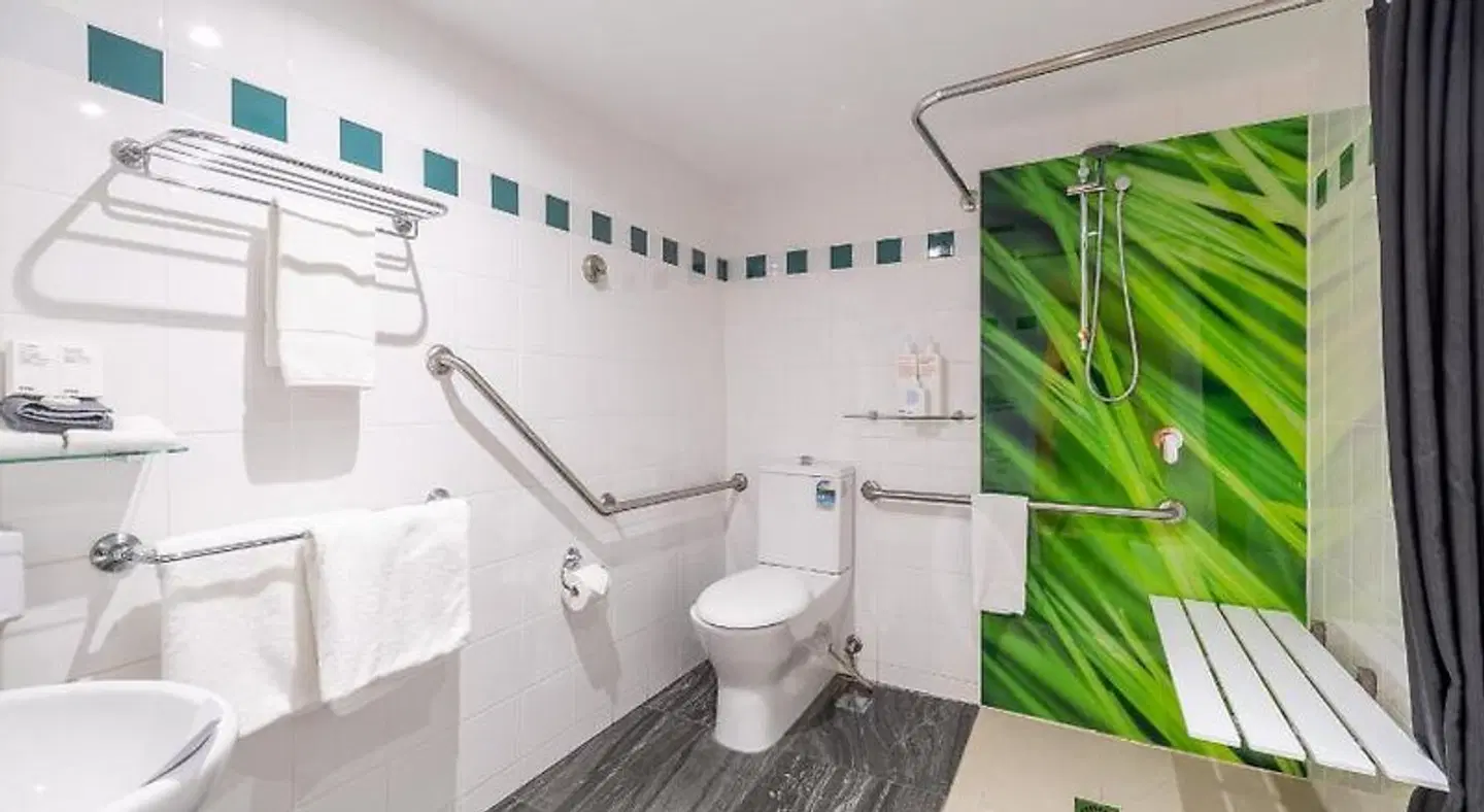 Berry Village Boutique Motel Badezimmer