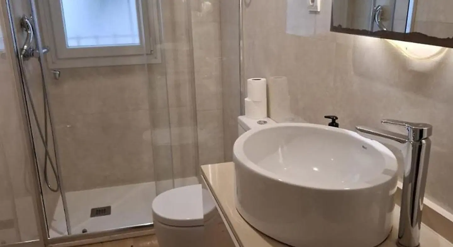 Hostal Corazón de Madrid Badezimmer
