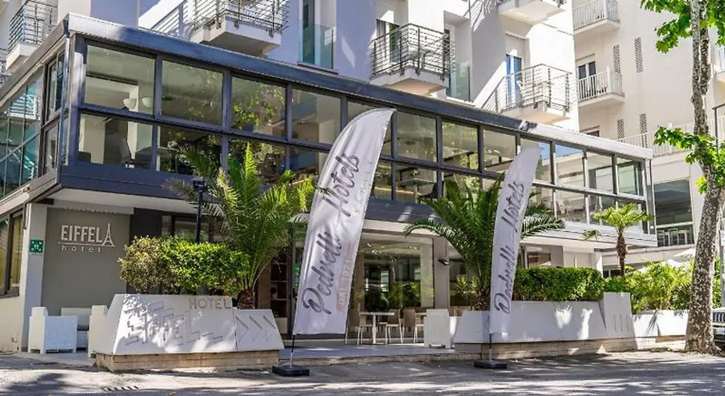 Hotel Eiffel EXTERIOR