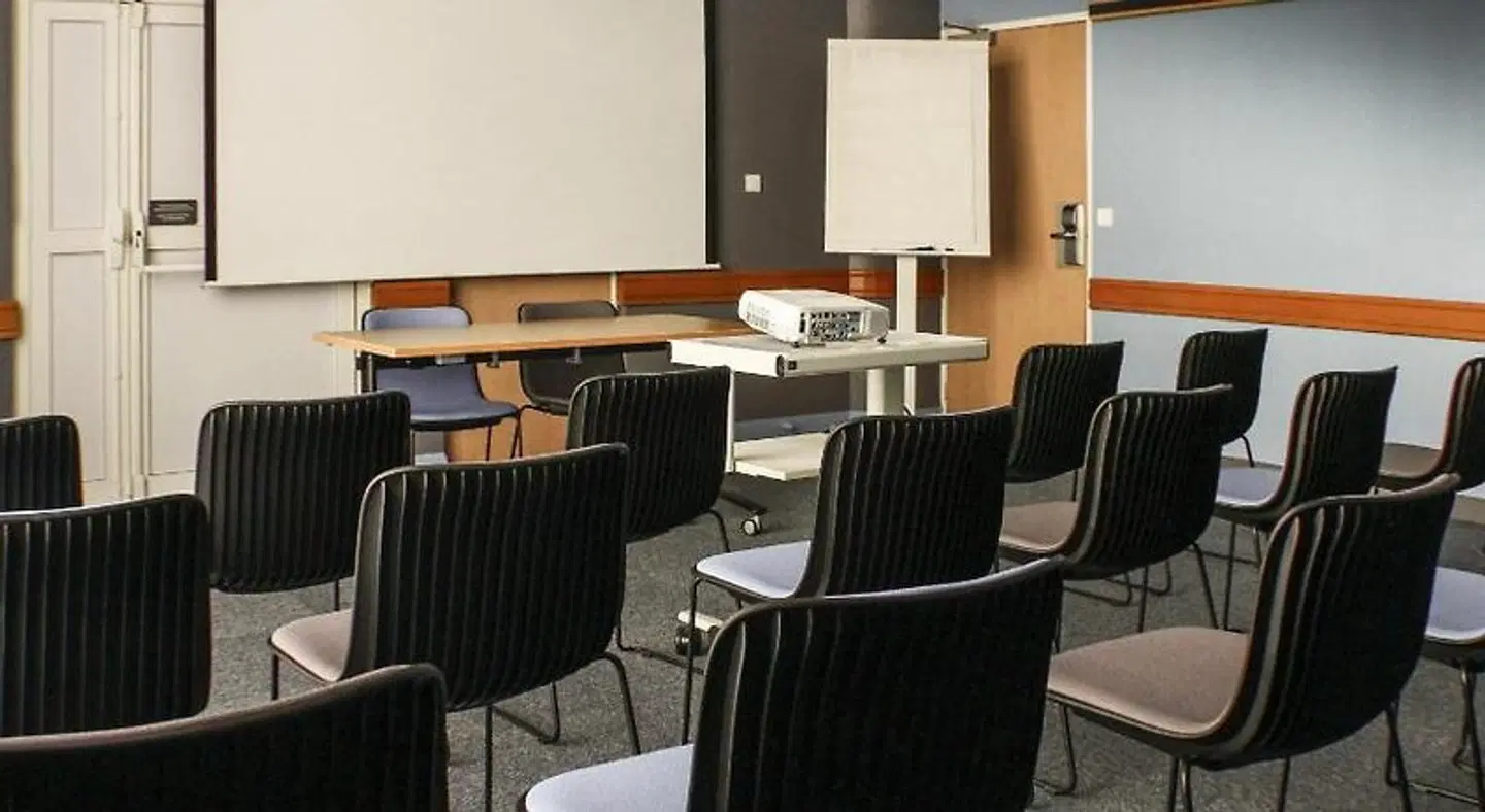 ibis Nantes Centre Tour Bretagne Konferenz