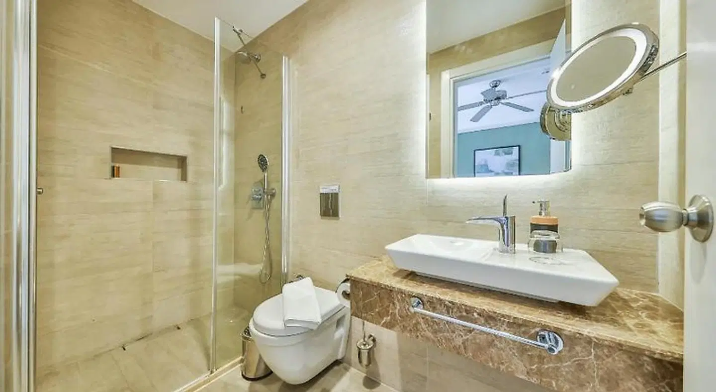 Livia Hotel Badezimmer