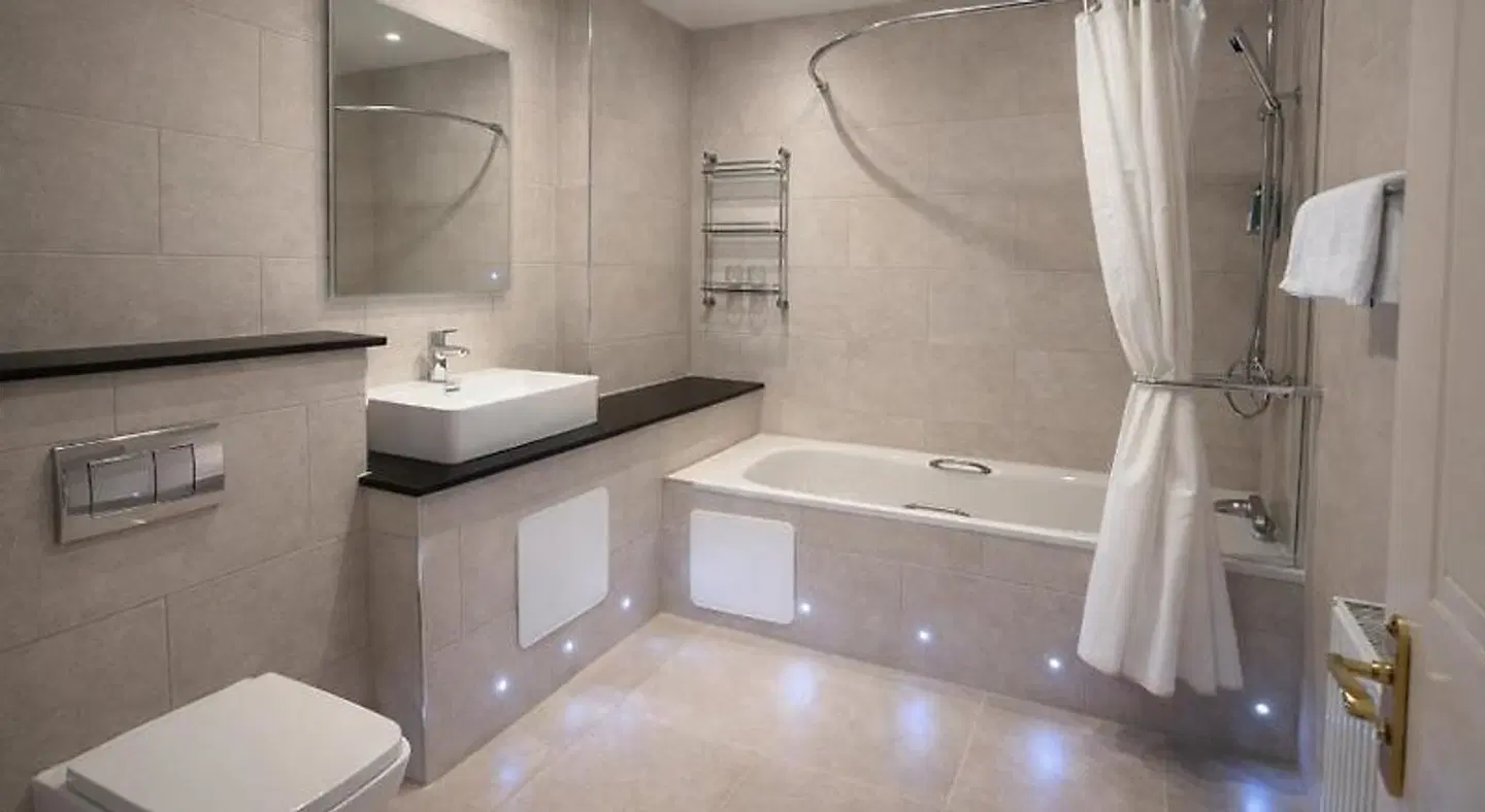 Tre-Ysgawen Hall, Country House Hotel & Spa Badezimmer