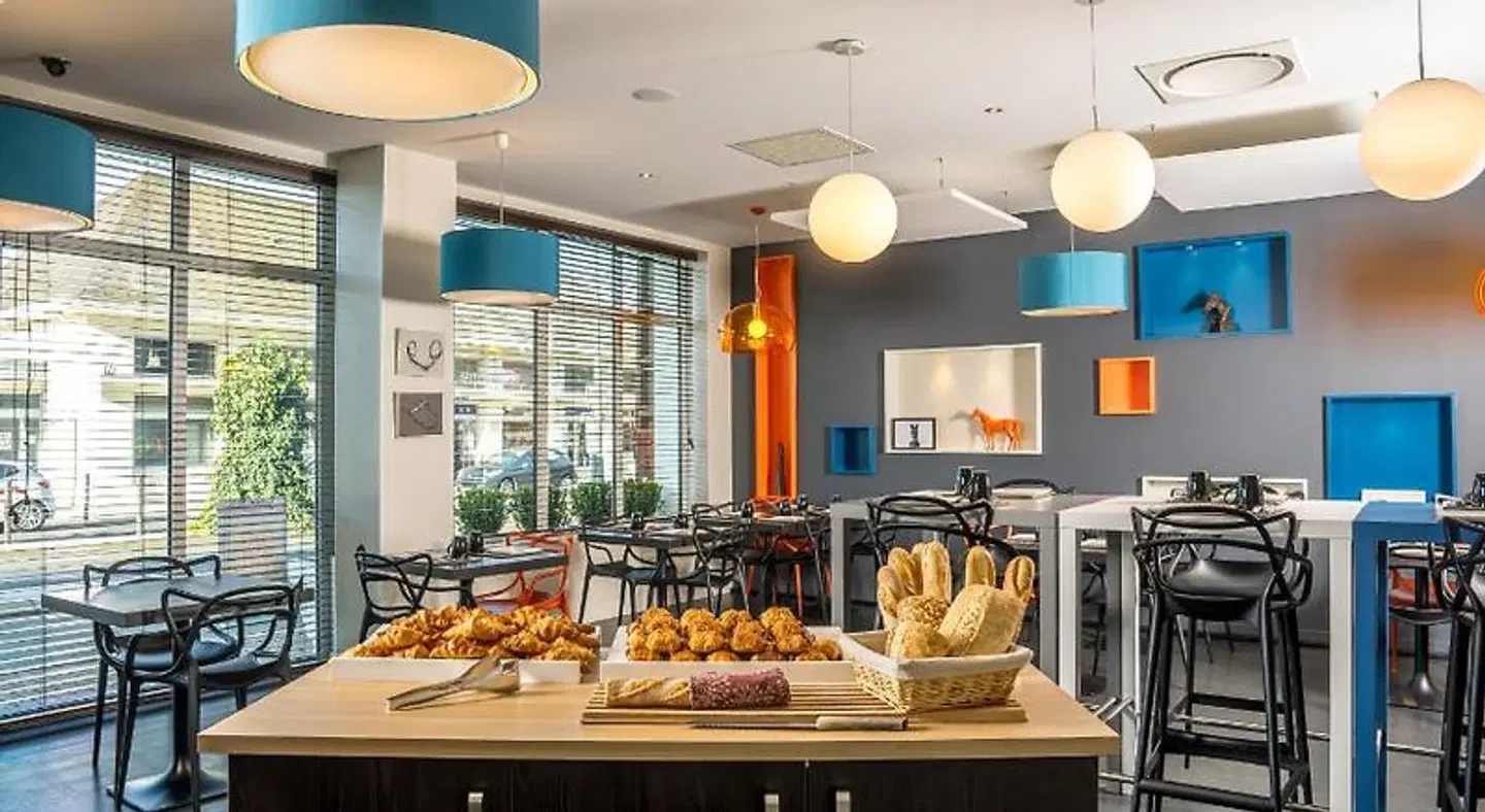 ibis Styles Saumur Gare Centre Restaurant