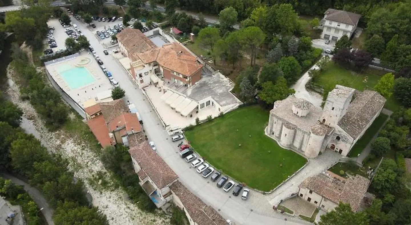 Hotel Terme di Frasassi EXTERIOR