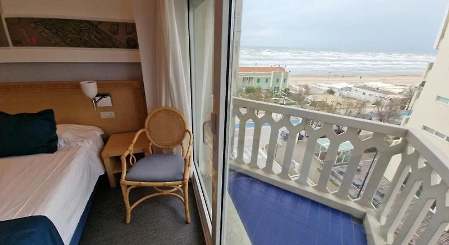 City Hotel ROOM_EXAMPLE