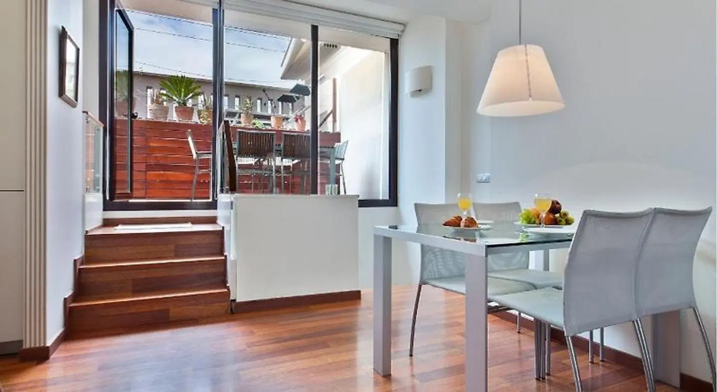 Inside Barcelona Apartments Mercat ROOM_EXAMPLE