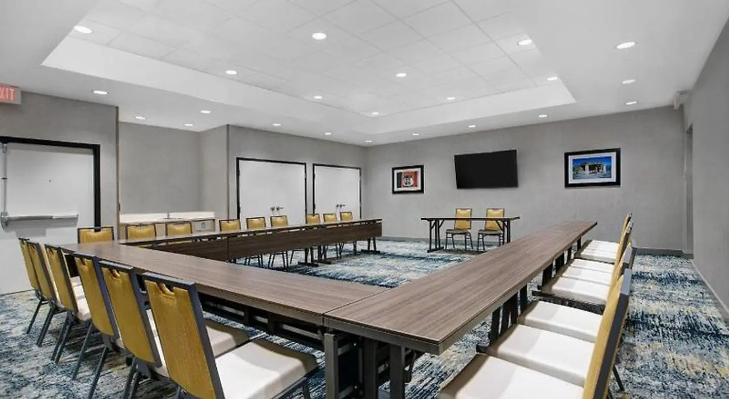 TownePlace Suites by M. PHX Glendale Sports & E. District Konferenz