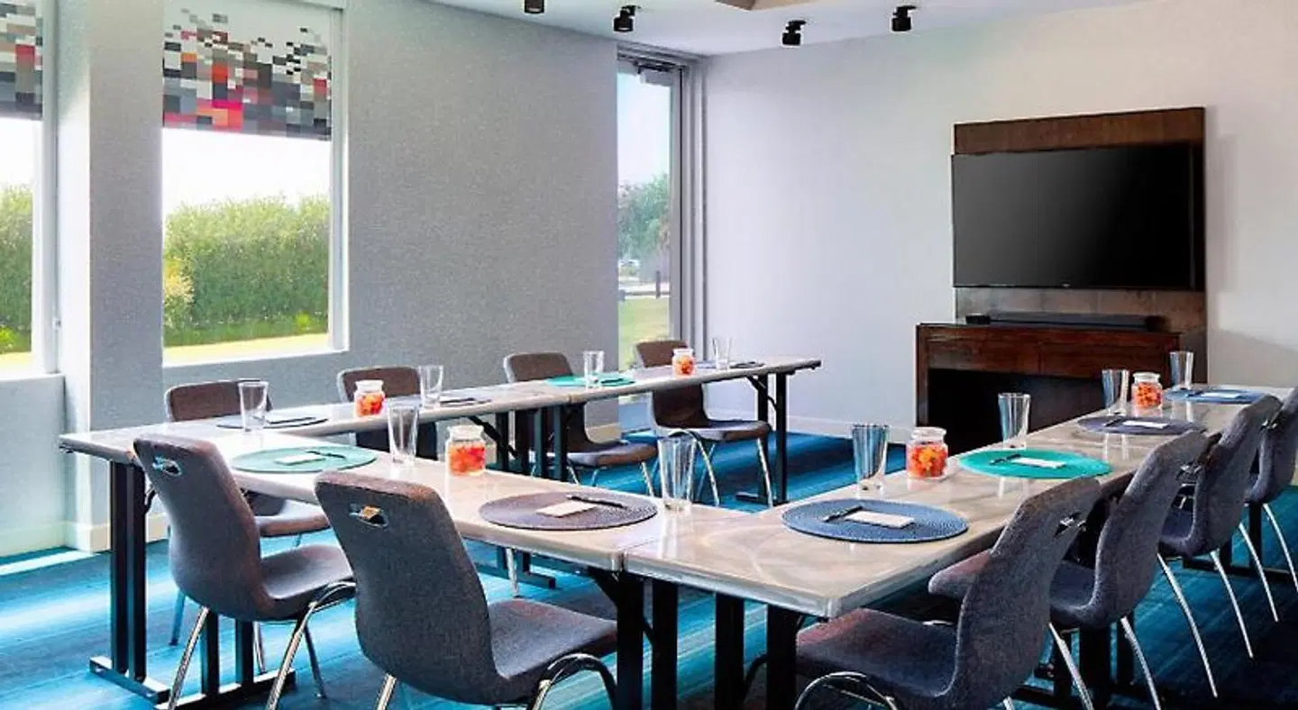 Aloft by Marriott Plano Konferenz
