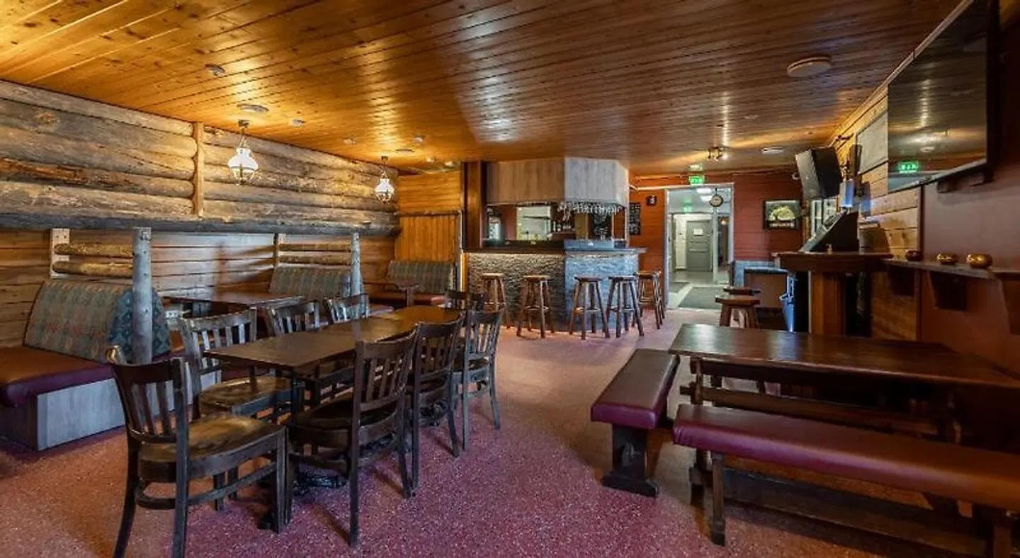 Ivalo River Camping Bar