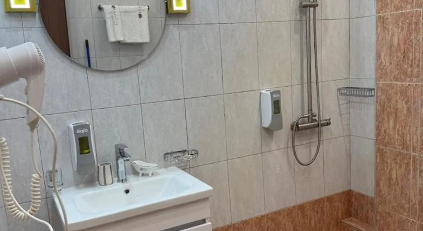 Greek House Hotel Badezimmer