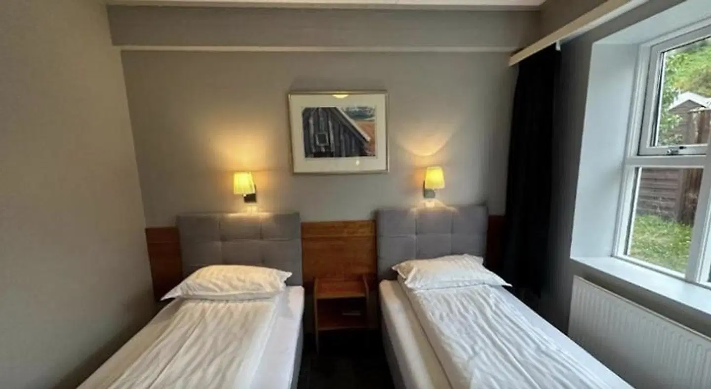 Austur ROOM_EXAMPLE