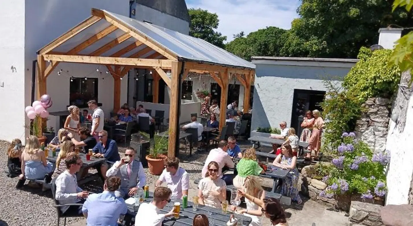 The Valley House Hostel & Bar Terrasse